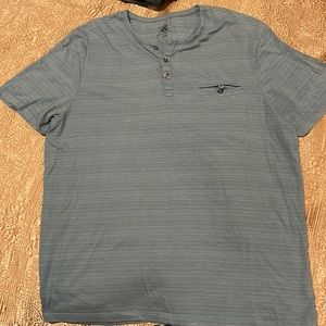 Rock & republic tshirt size xl with no stains or tears